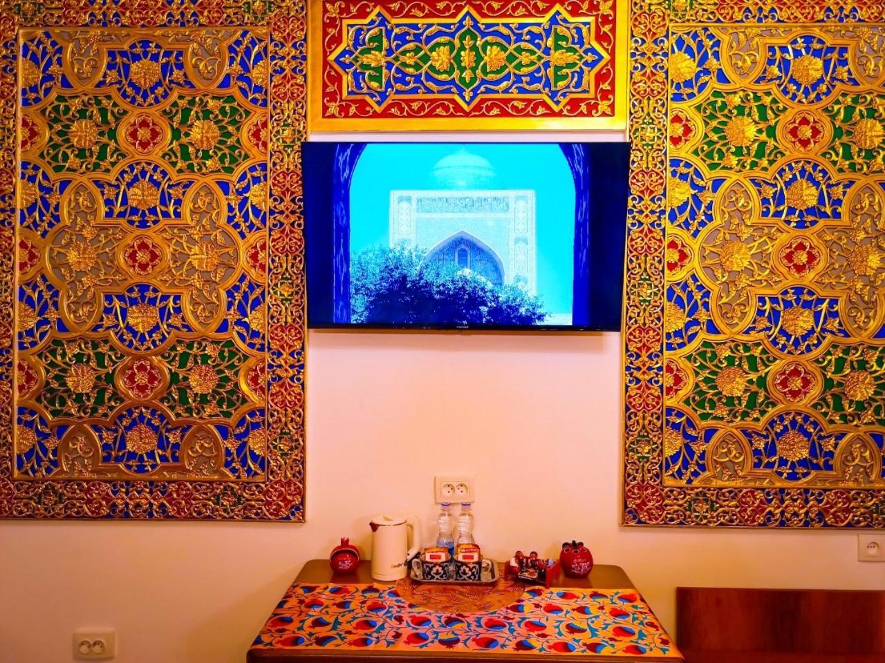 Meros Hotel Bukhara Bagian luar foto
