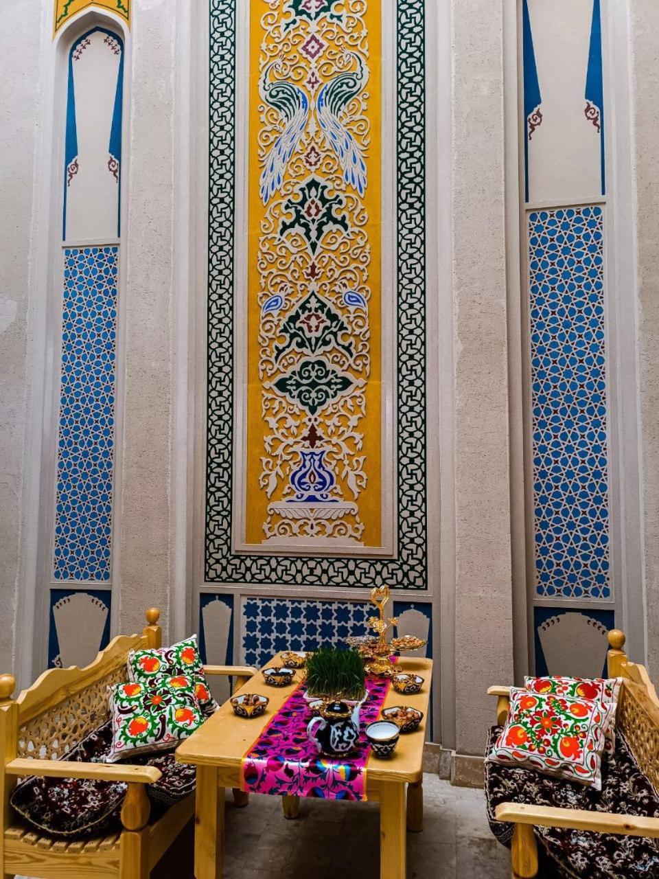 Meros Hotel Bukhara Bagian luar foto