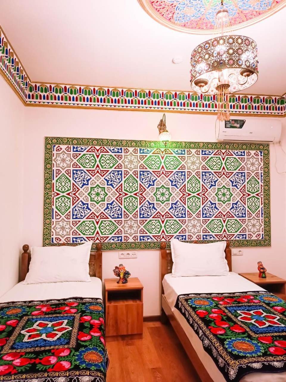 Meros Hotel Bukhara Bagian luar foto