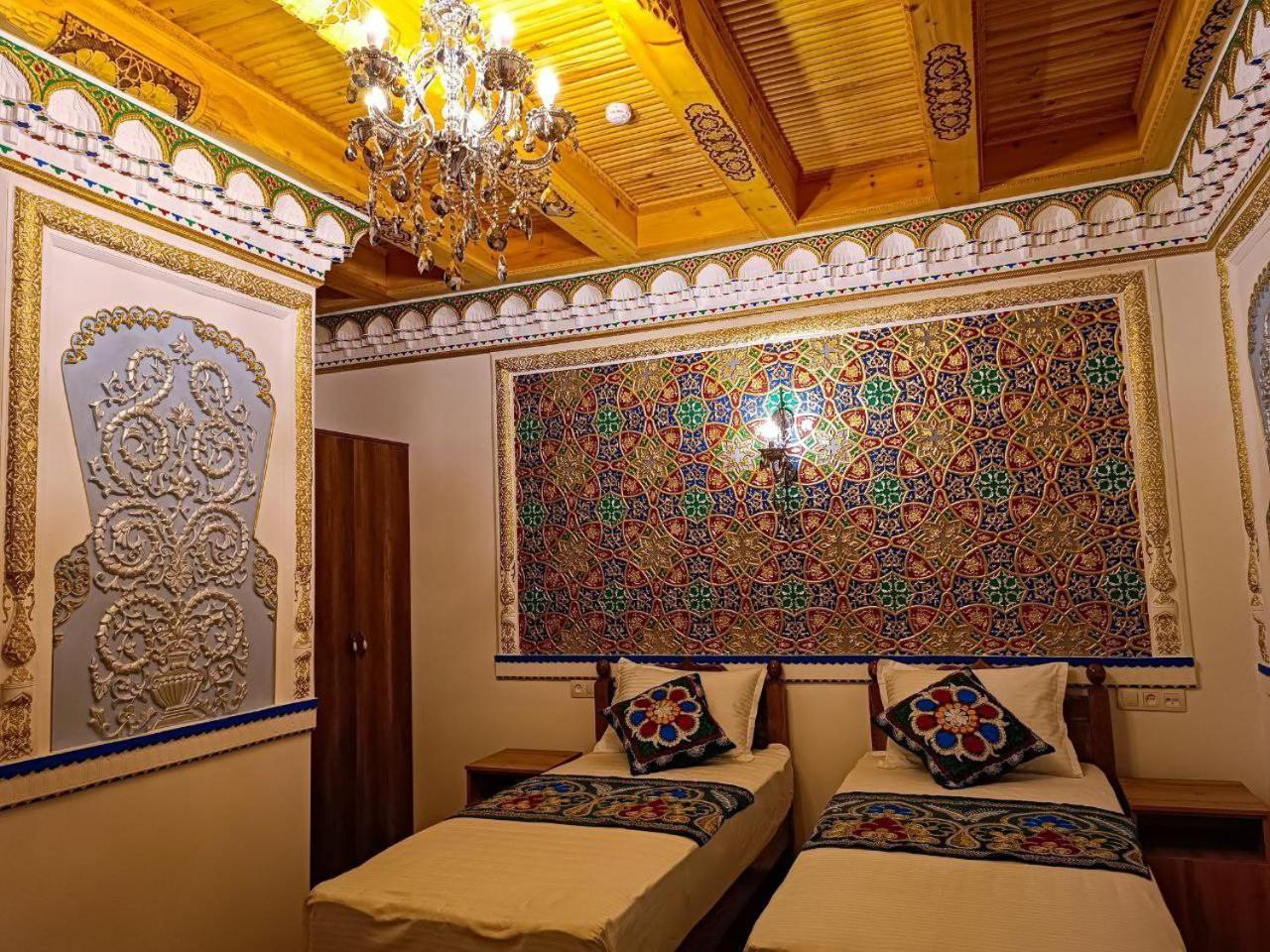 Meros Hotel Bukhara Bagian luar foto