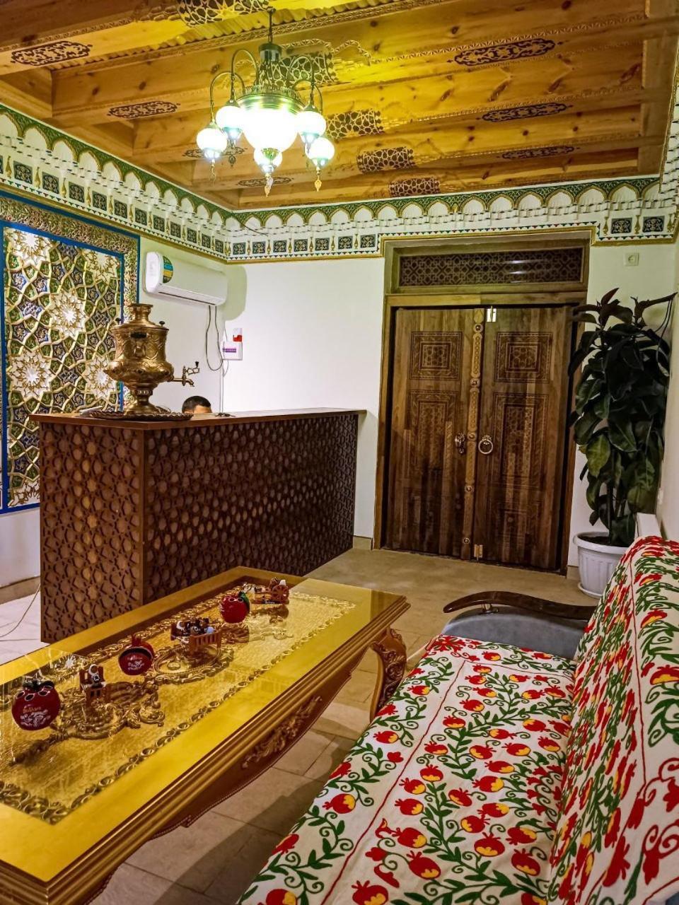 Meros Hotel Bukhara Bagian luar foto