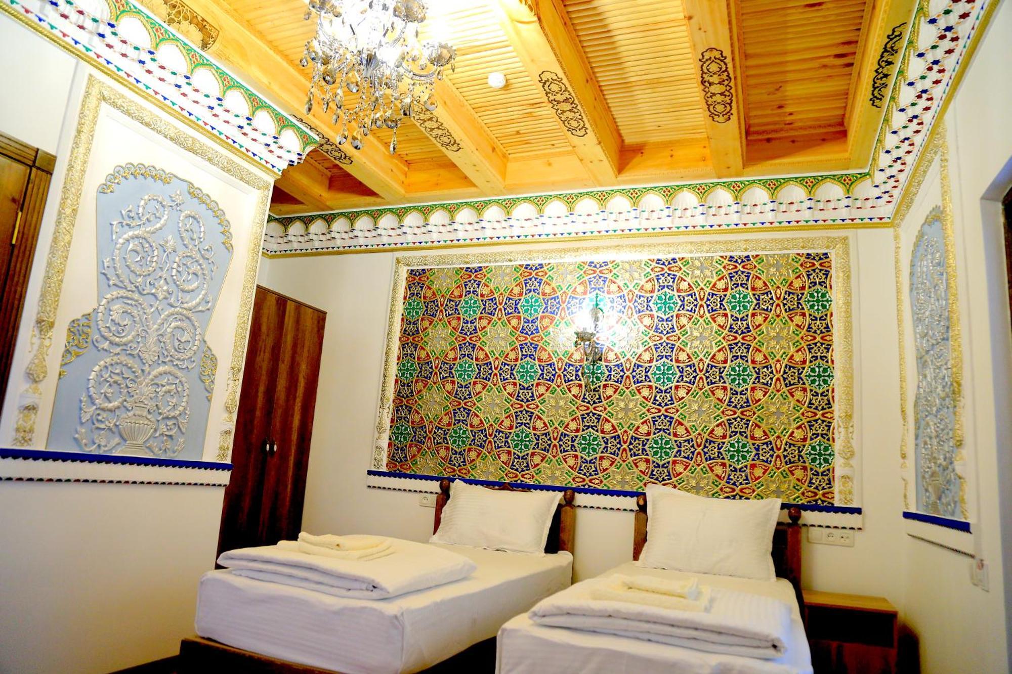 Meros Hotel Bukhara Bagian luar foto