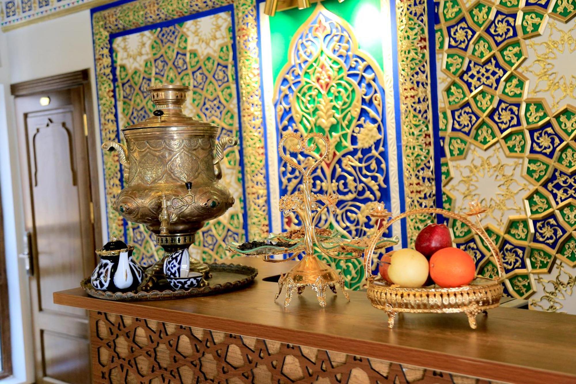 Meros Hotel Bukhara Bagian luar foto