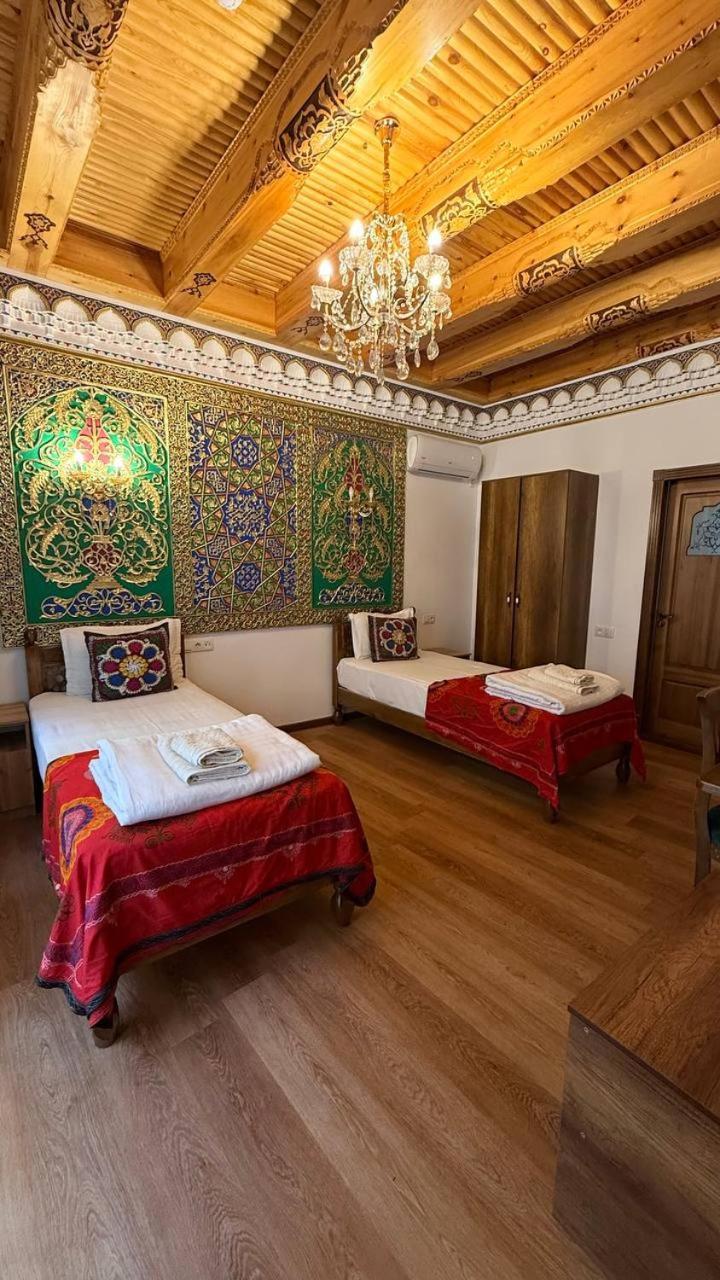 Meros Hotel Bukhara Bagian luar foto