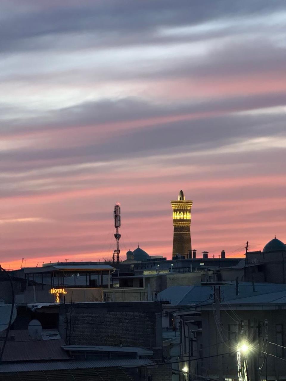 Meros Hotel Bukhara Bagian luar foto